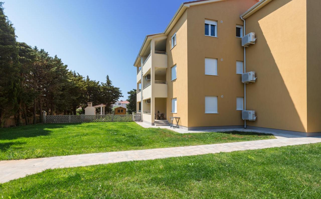 Sasa Apartment Medulin Exterior photo