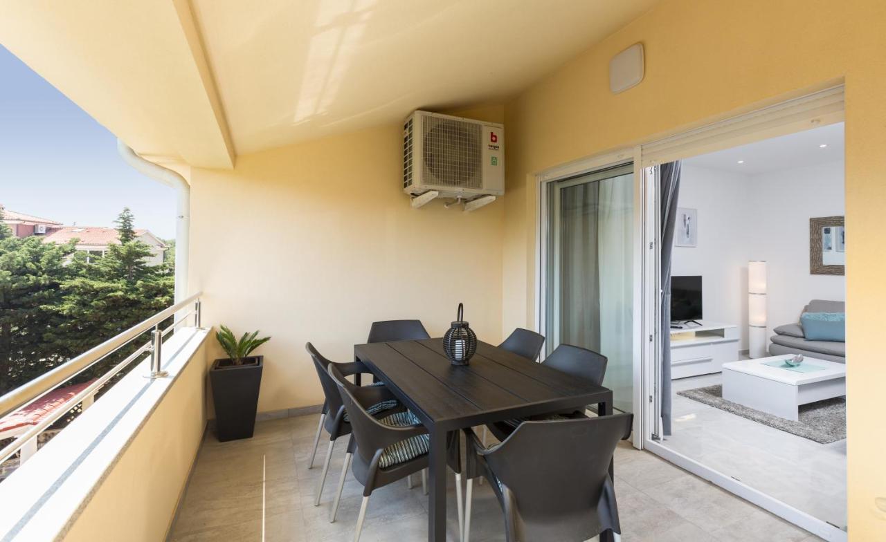 Sasa Apartment Medulin Exterior photo